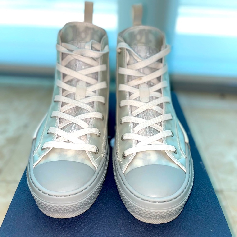 These are DIOR B23’s High Tops ! “Transparent”